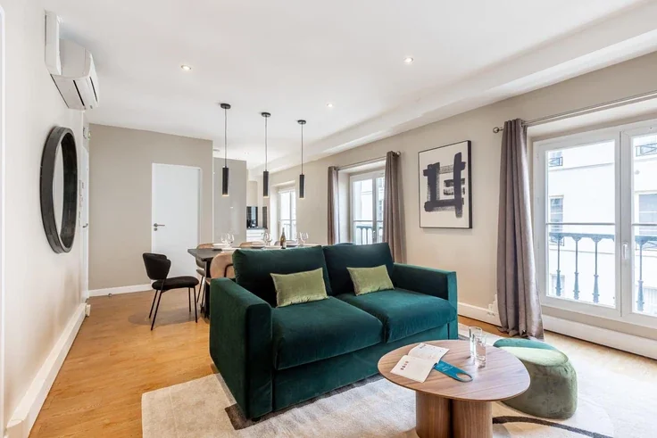 Flat Rue Monsigny in Paris