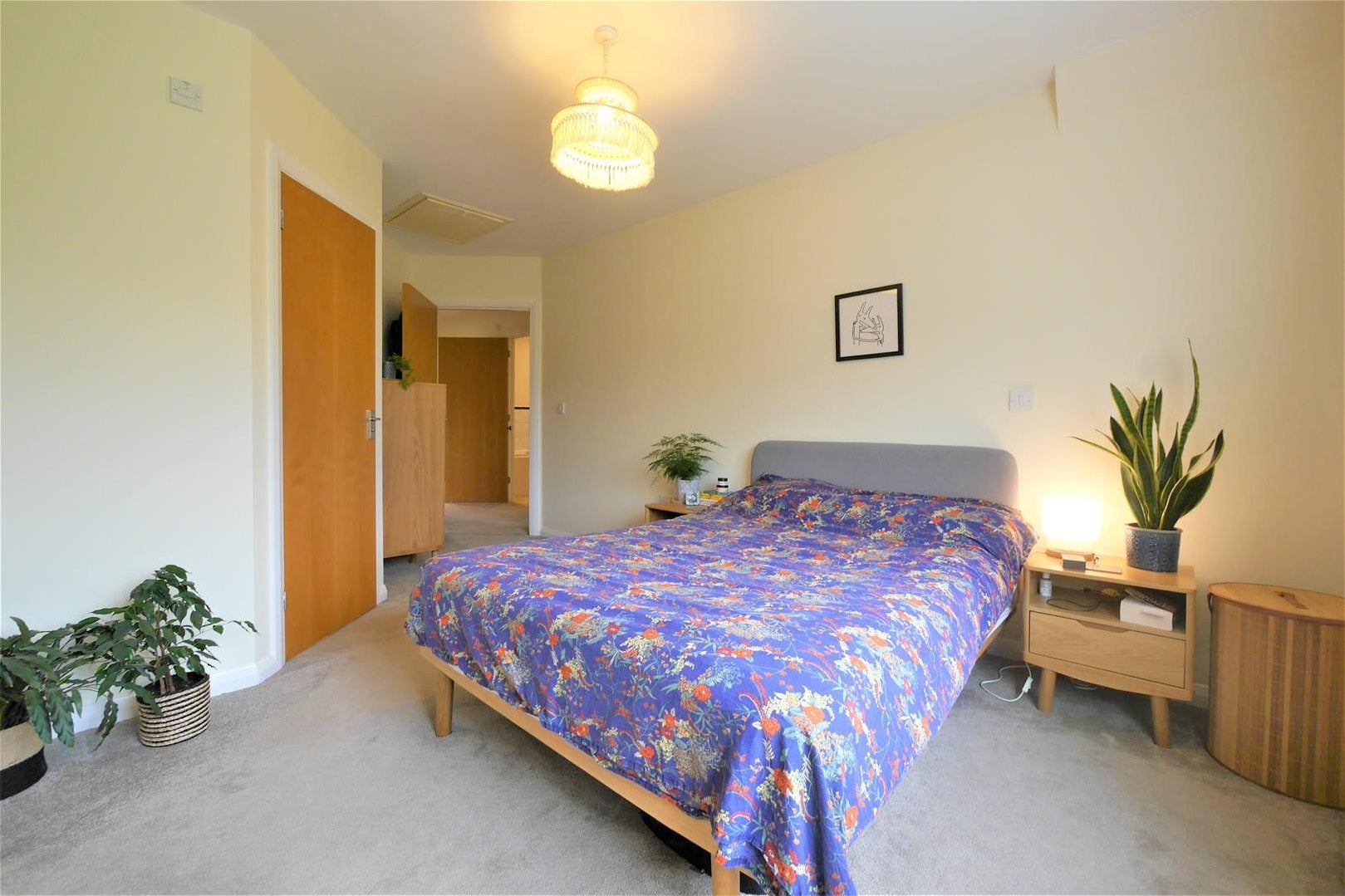 Flat Lady Place in Vale of White Horse