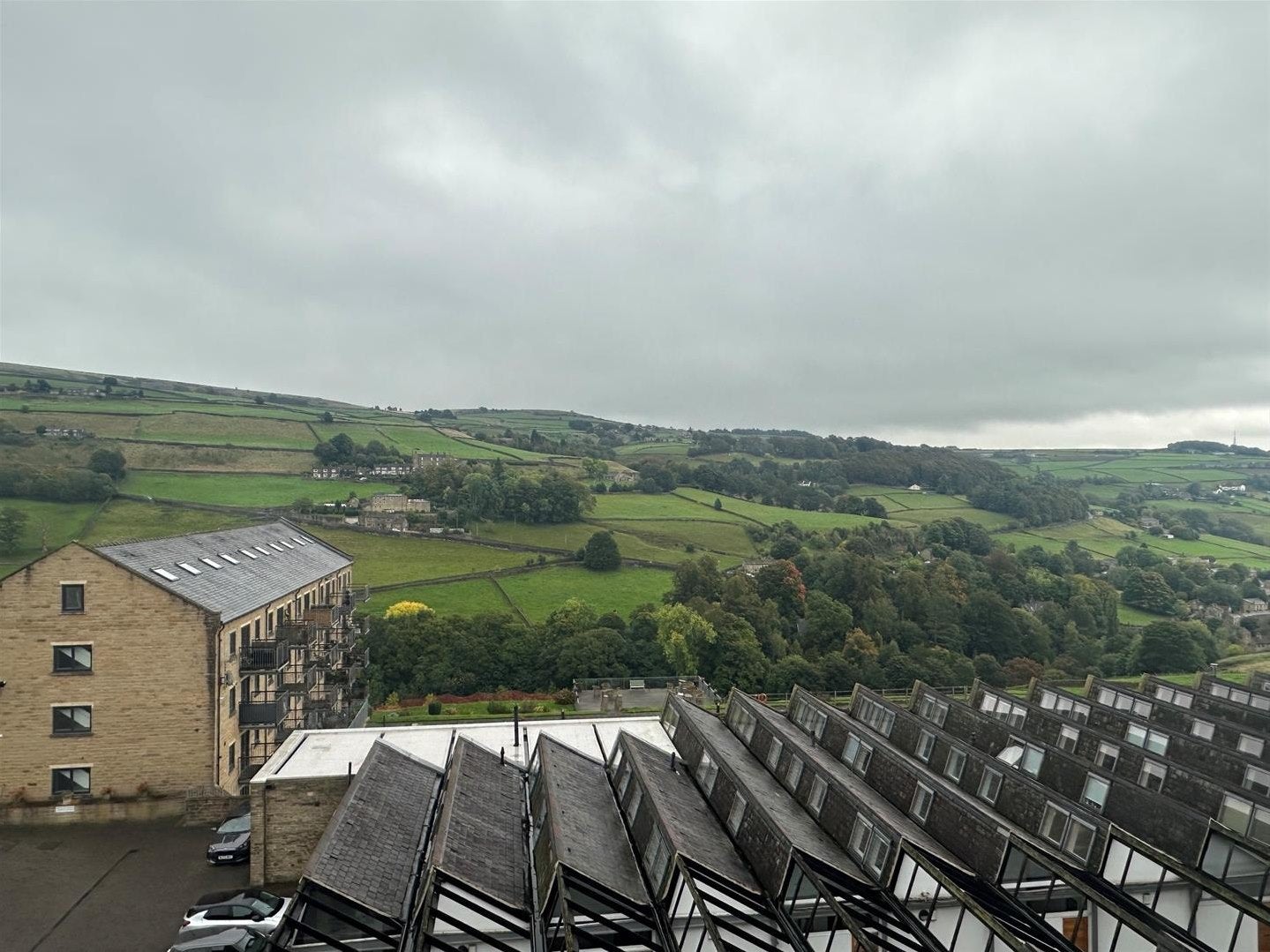 Flat Dean House Lane in Calderdale