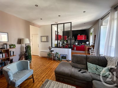 Appartement Rue Jean Jaurès à Loperhet