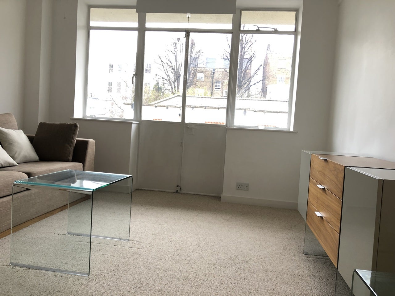 Flat Wellesley Court in City of Westminster