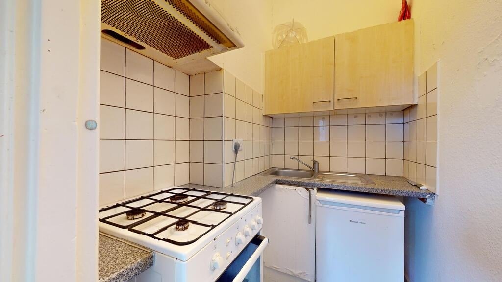 Room Anson Road in Greater London