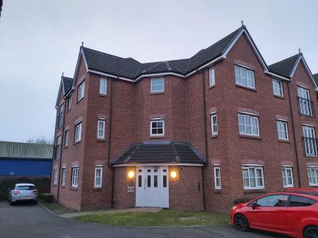 Flat Hendeley Court in East Staffordshire