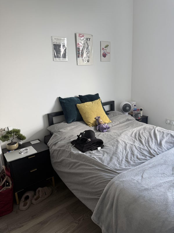 Room High Road Wembley in Greater London