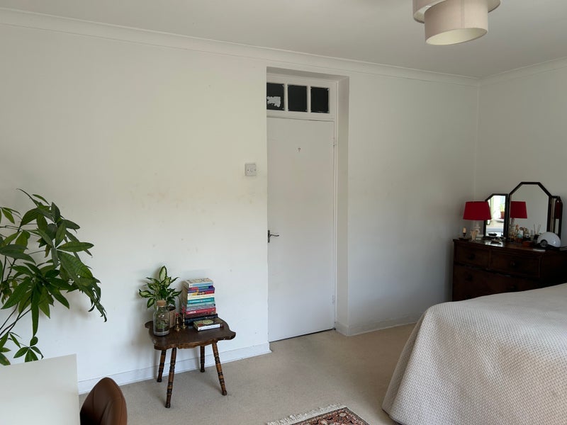 Room Rainhill Way in Greater London