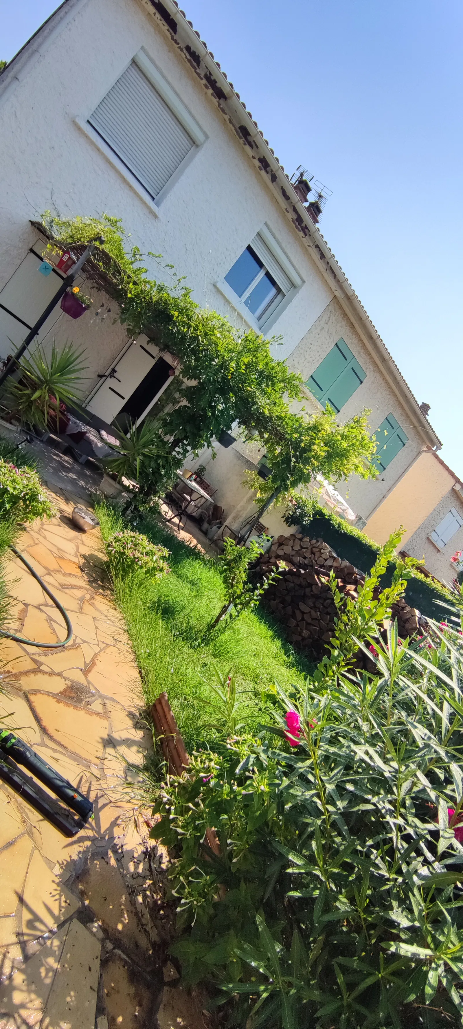 Room Rue Savorgnan de Brazza in Marignane