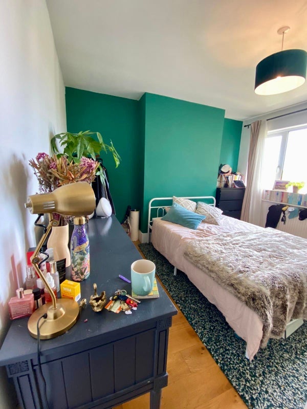 Room Oakleigh Road North in Greater London