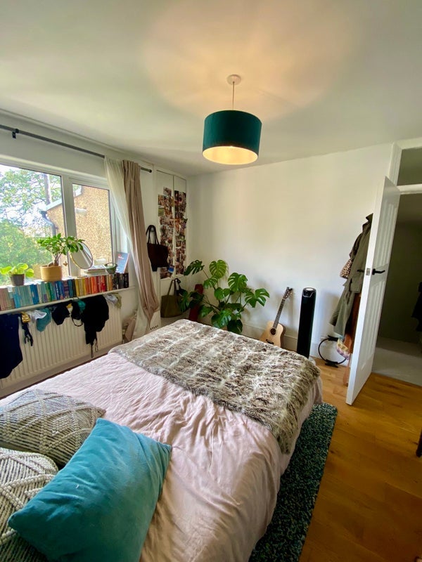 Room Oakleigh Road North in Greater London
