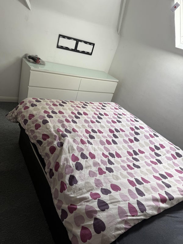 Room The Drive in Greater London