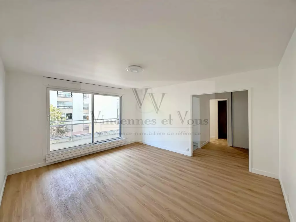 Flat Rue Fays in Vincennes