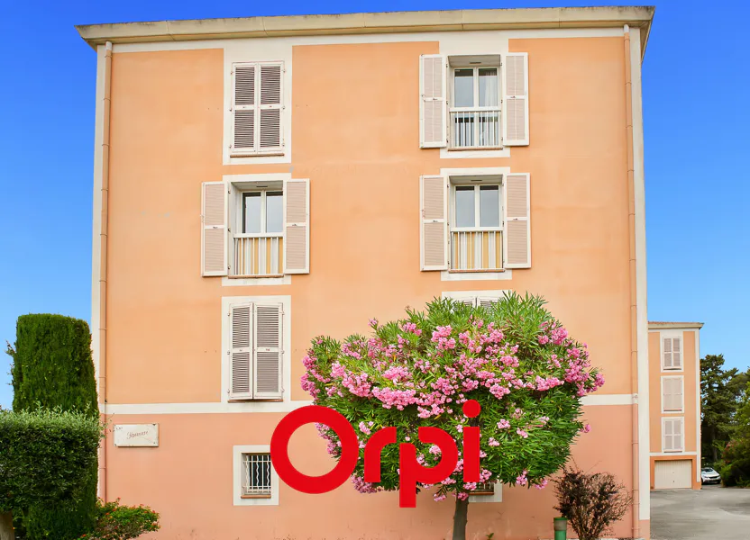 Appartement Avenue des Fleurs à Sanary-sur-Mer