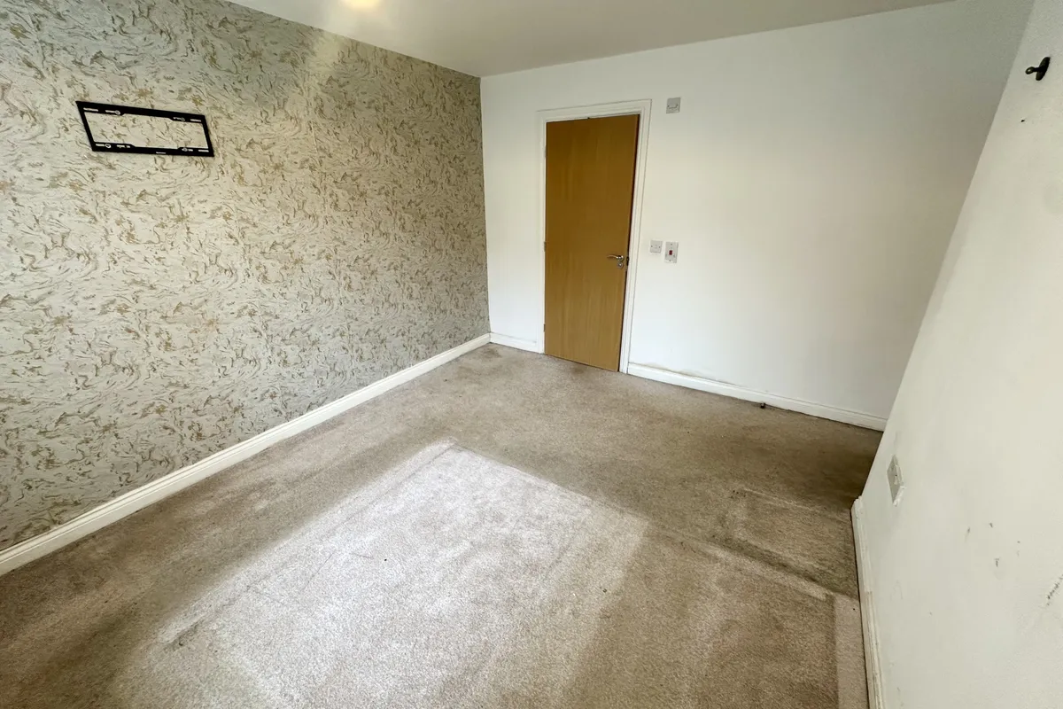Flat Chestnut Lane in Leeds
