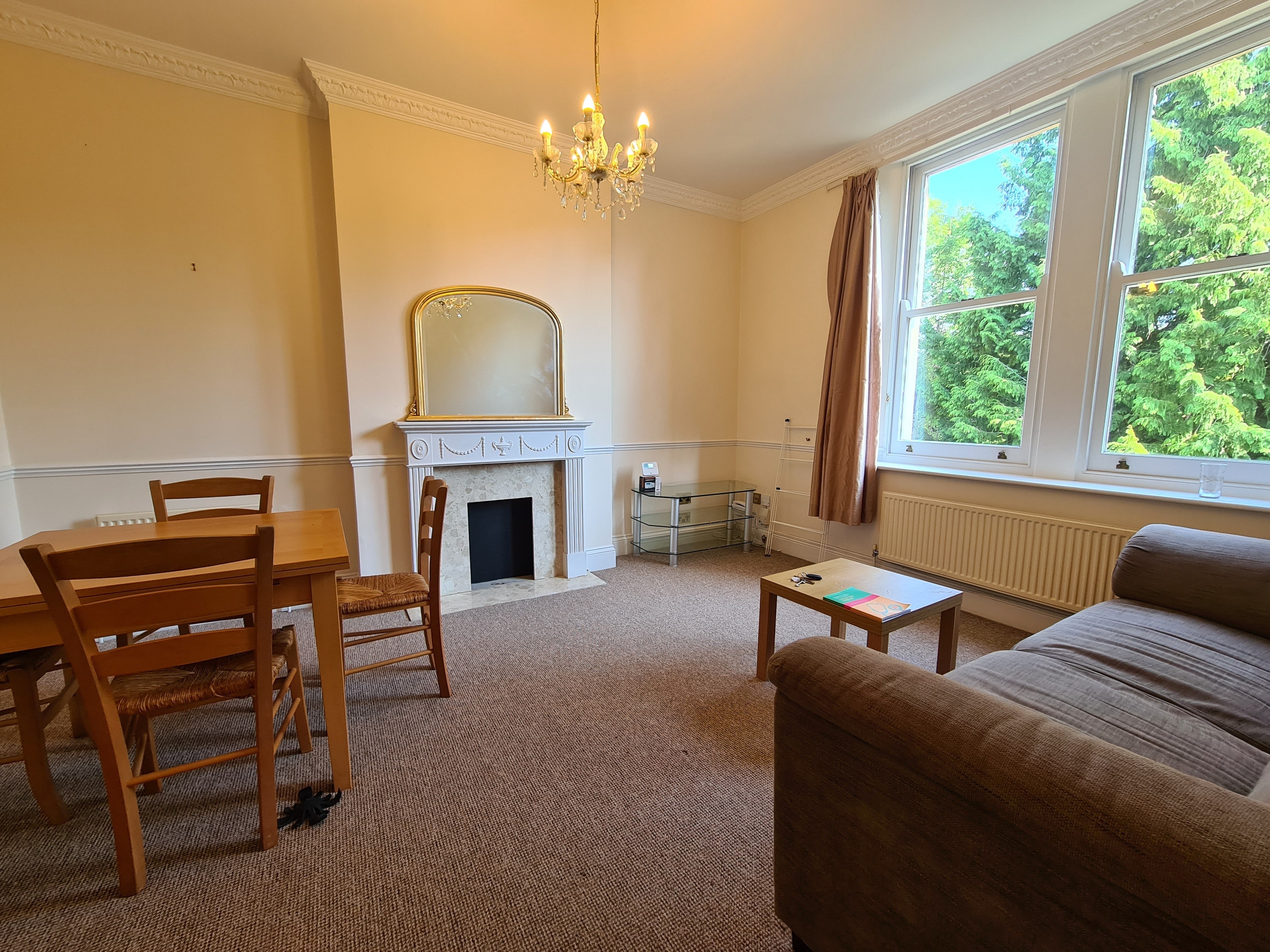 Flat Pembroke Road in Bristol