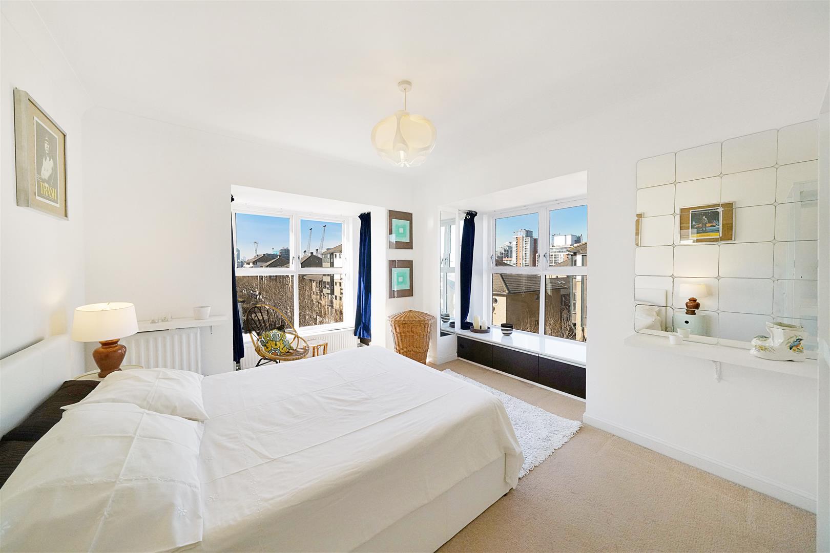 Flat Beaulieu Avenue in Greater London