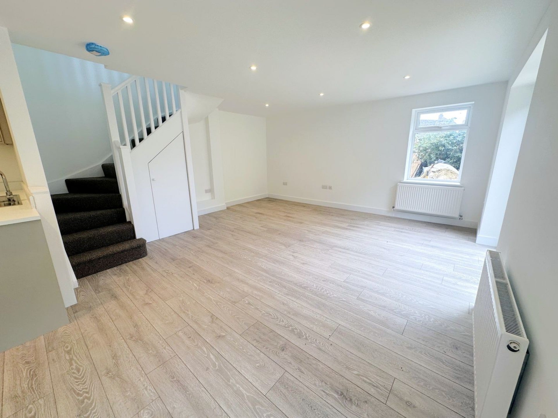 House Chandler Road in Rother
