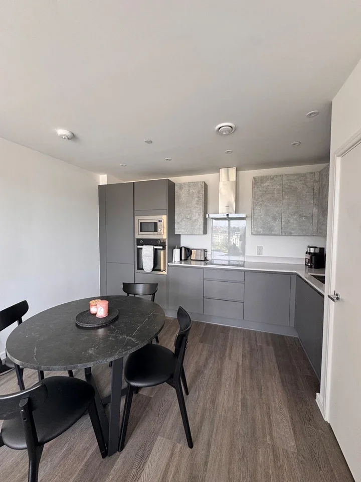 Room Headlam Road in Greater London