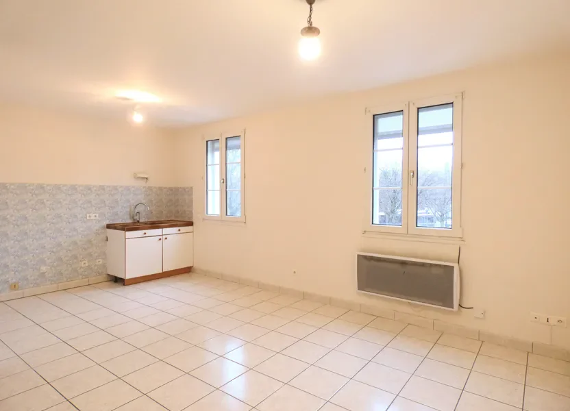 Flat Place Mathieu Jaboulay in Saint-Genis-Laval
