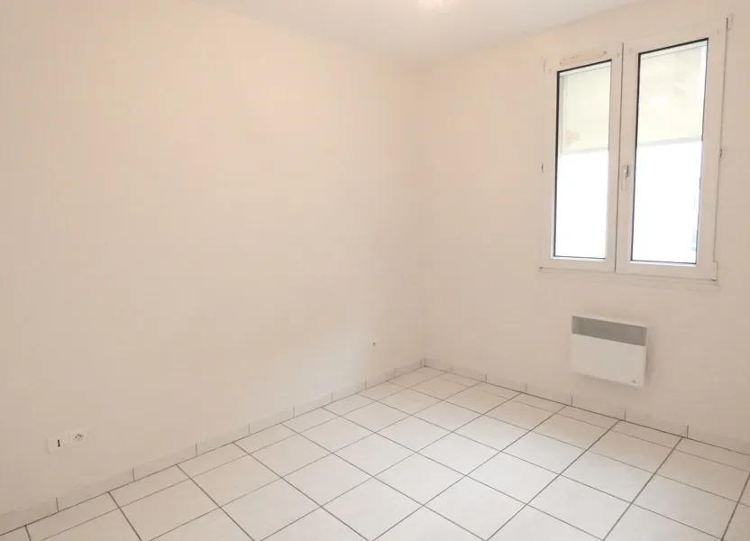 Flat Place Mathieu Jaboulay in Saint-Genis-Laval