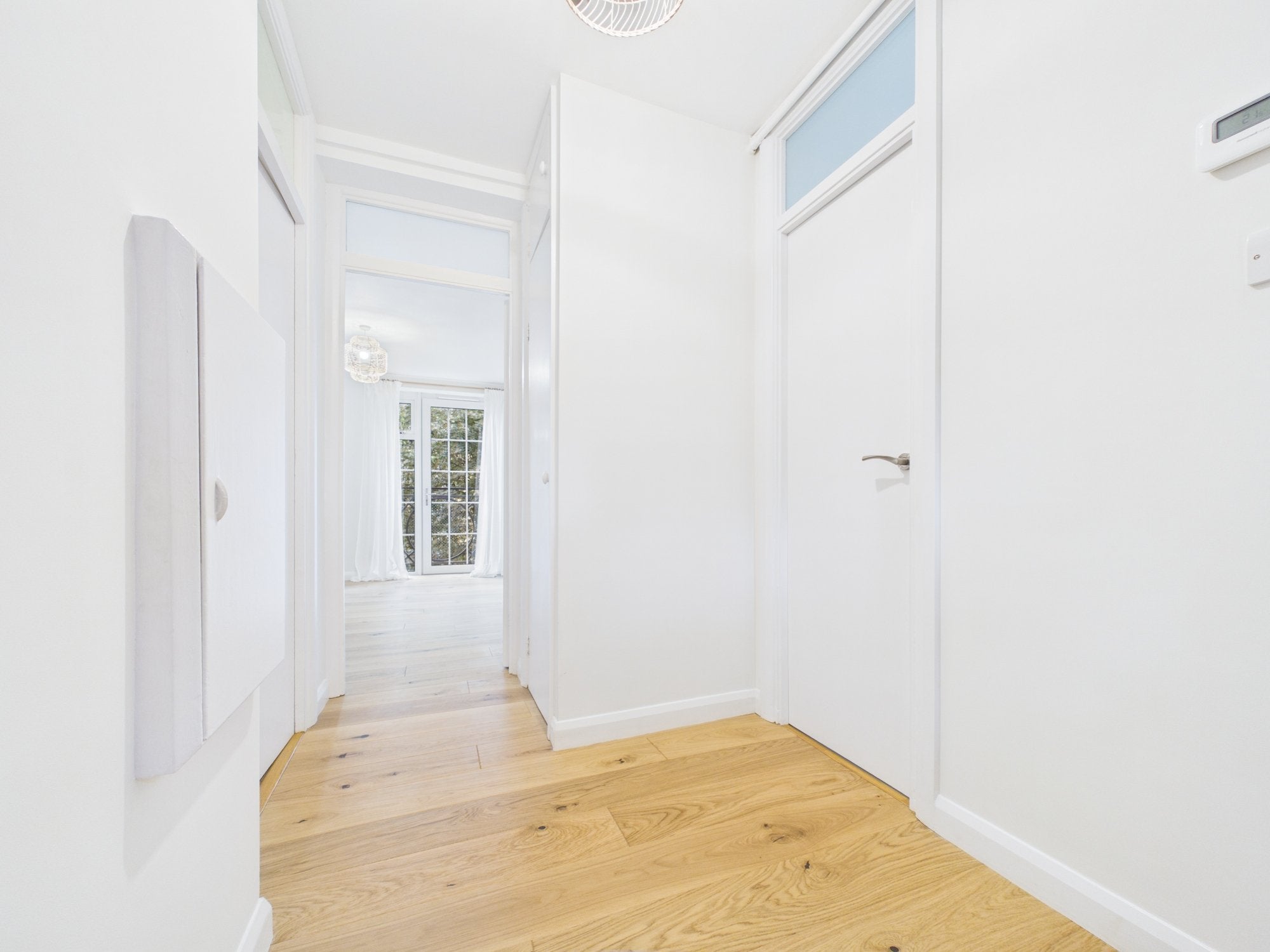 Flat Cahir Street in Greater London