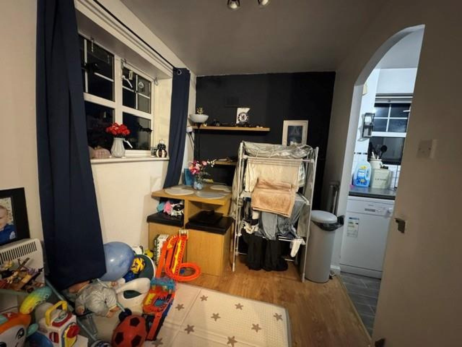 Flat Hockenhull Close in Manchester