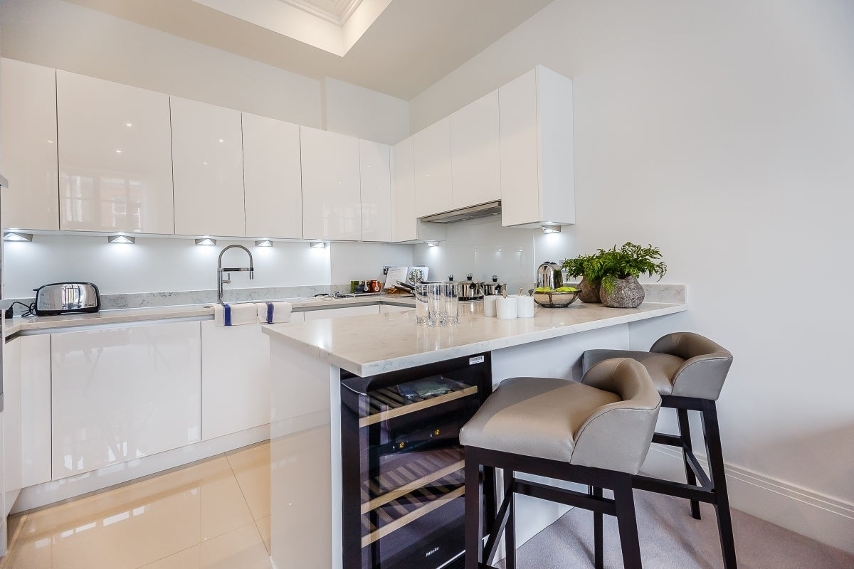 Flat Rainville Road in Greater London