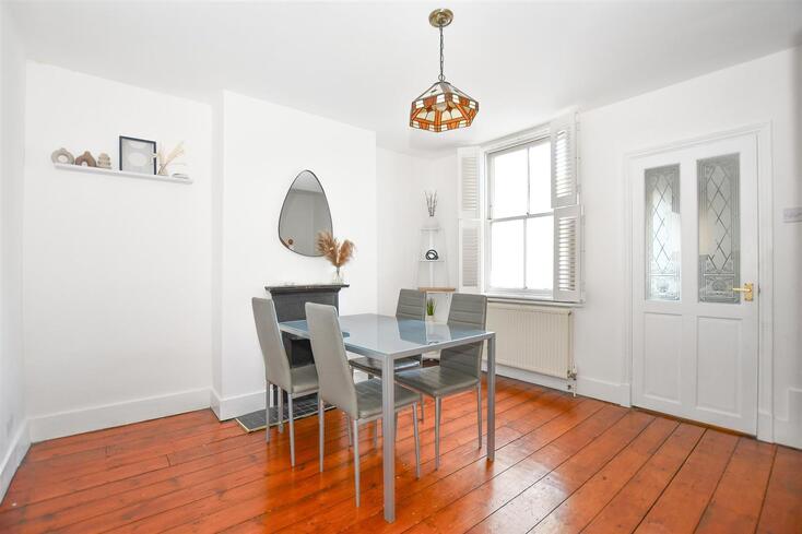 Flat Bardwell Road in St Albans
