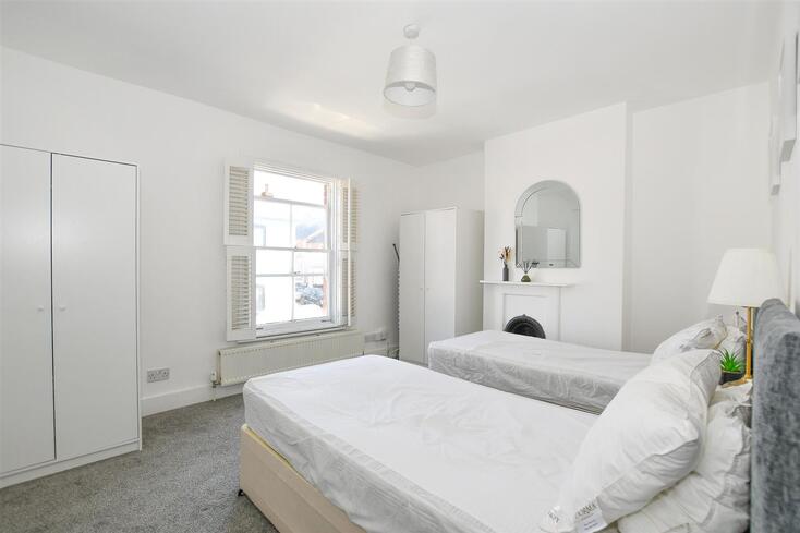Flat Bardwell Road in St Albans