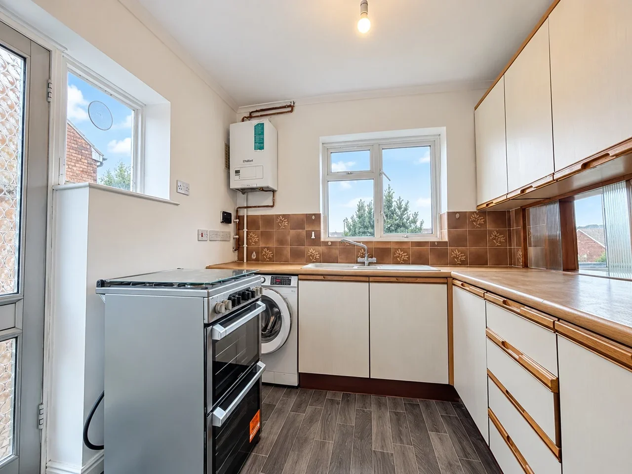 House Deeds Grove in High Wycombe