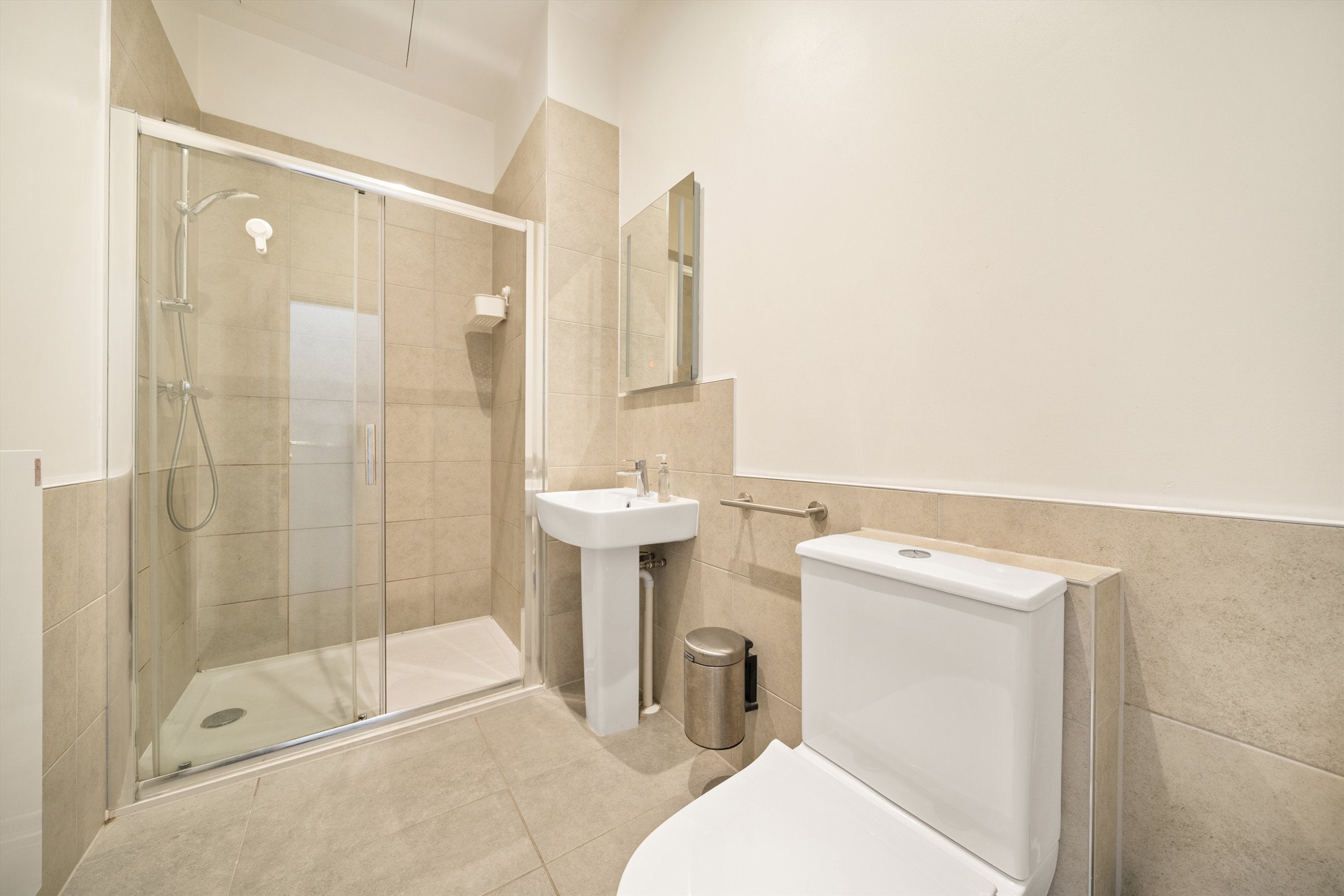 Flat Glendower Place in Greater London