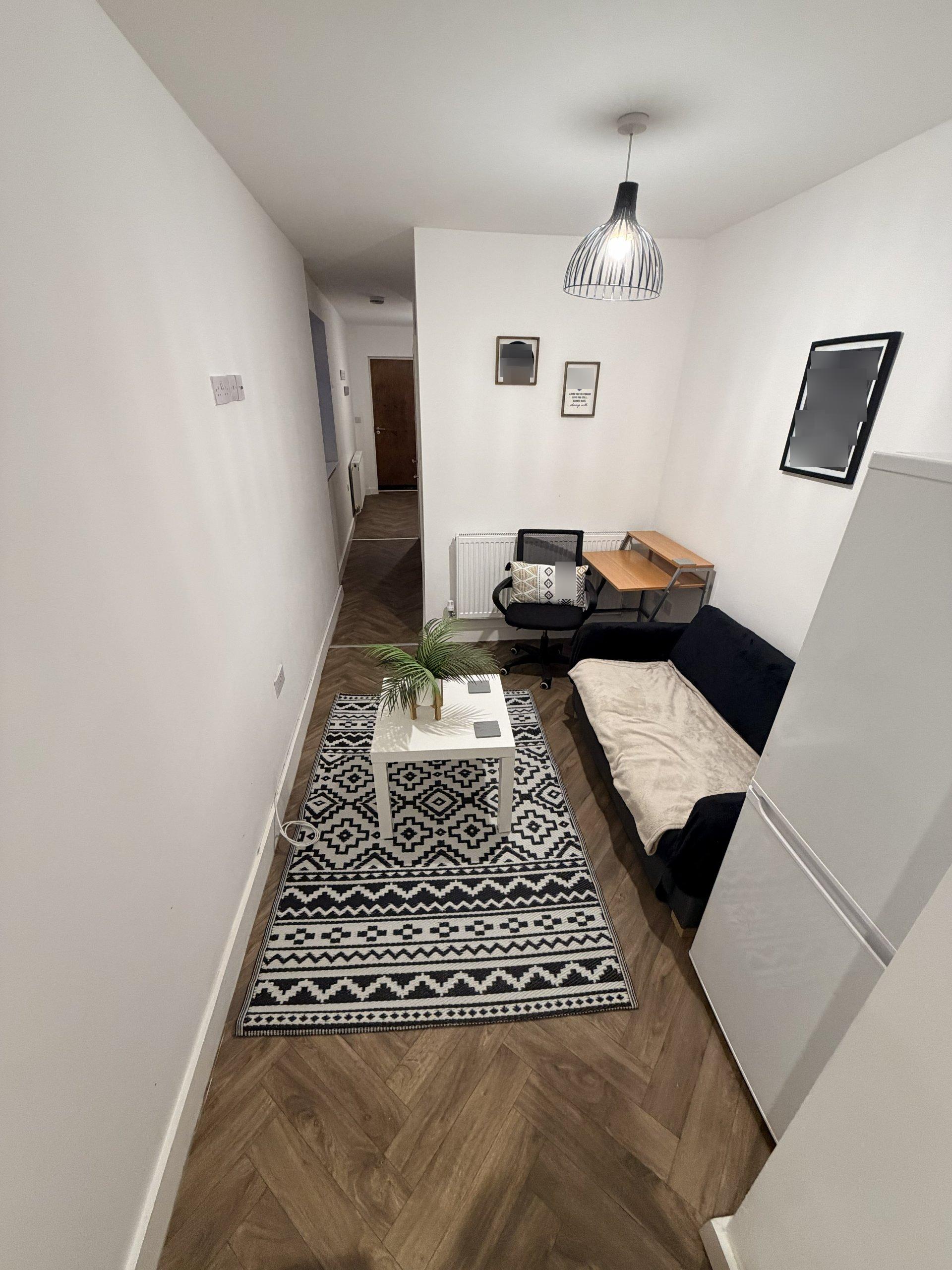 Flat Percy Road in Leicester