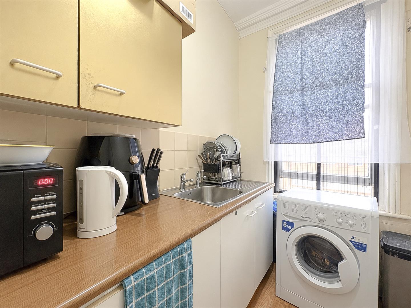 Flat Kenilworth Road in St Leonards