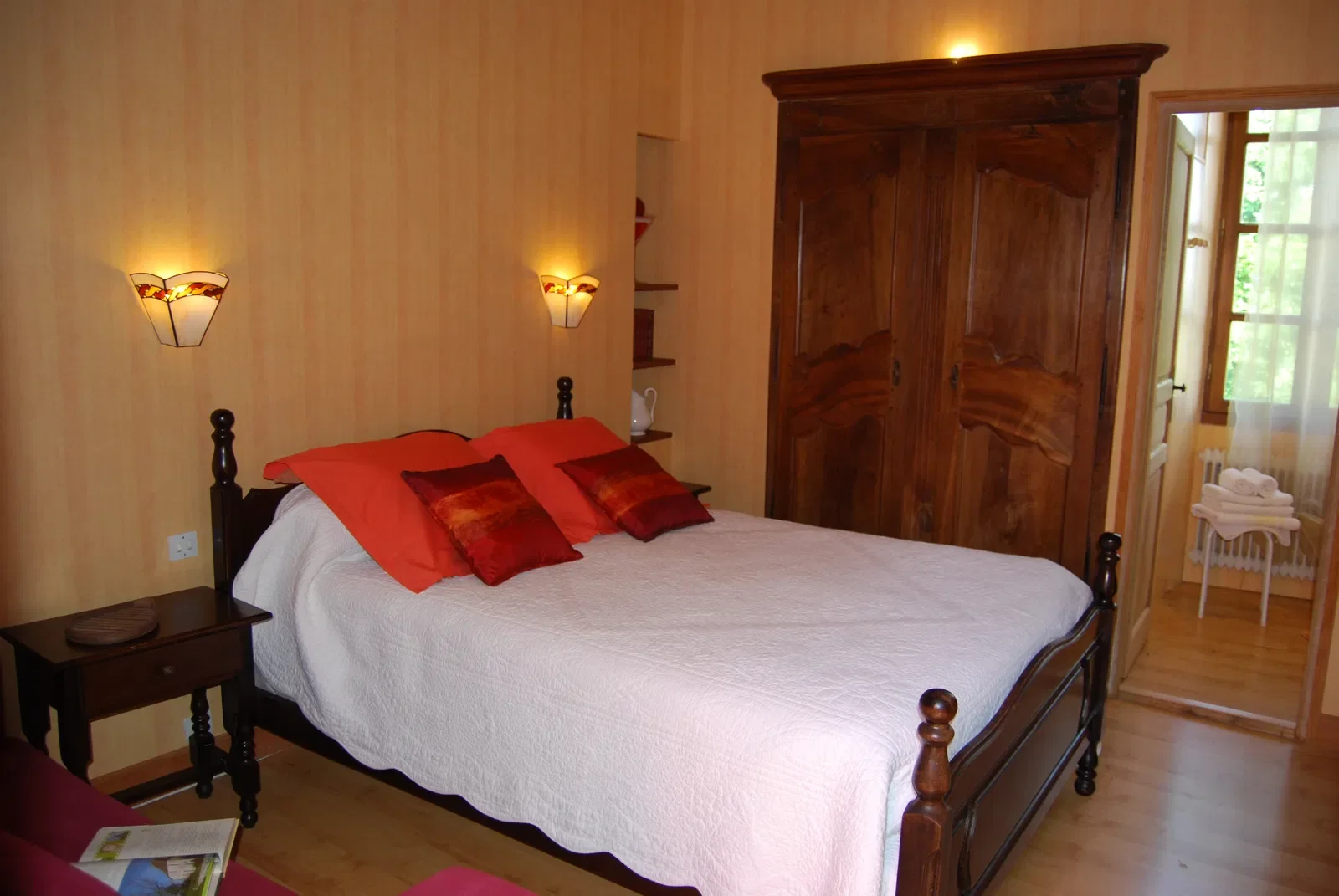 Chambre Route de Vergnes à Villeréal