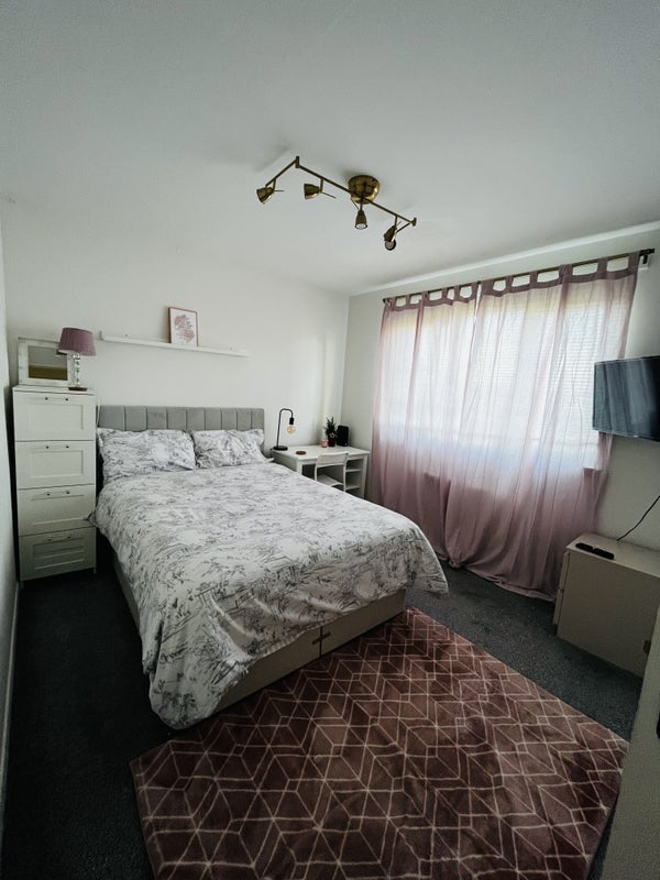 Room Raeburn Rigg in Livingston