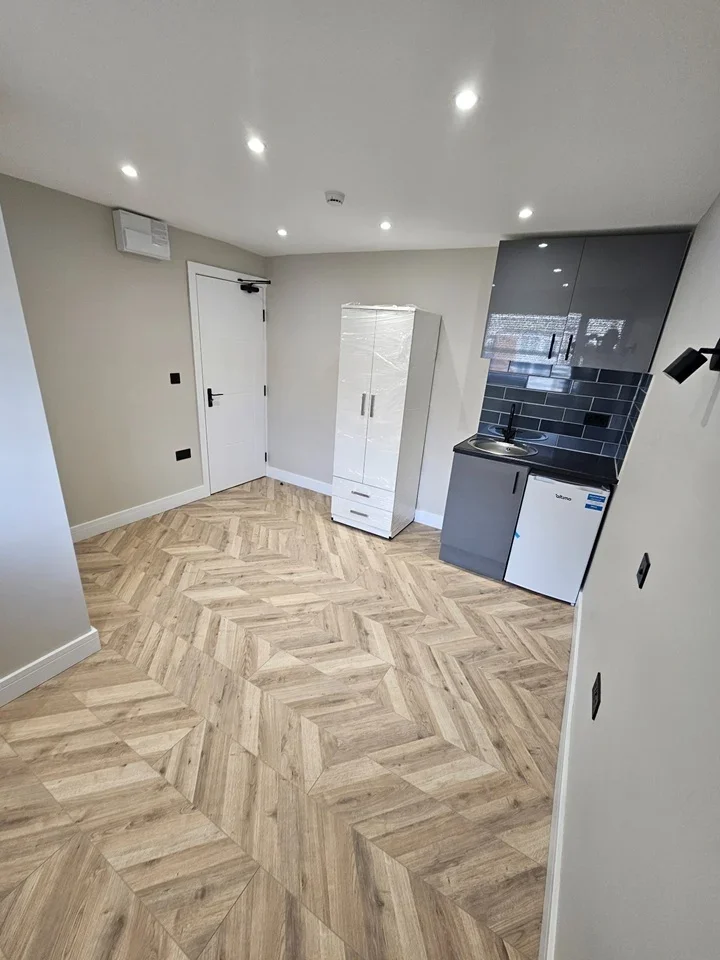 Flat Thumpers in Dacorum