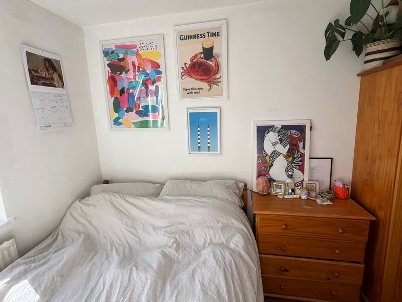 Room Grand Union Crescent in Greater London