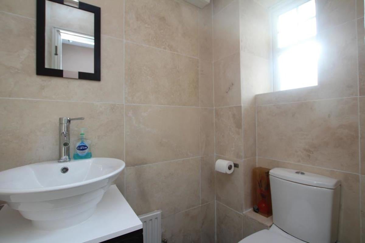 House Crystal Way in Bradley Stoke