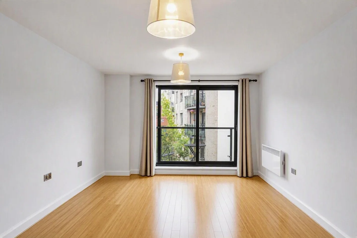 Flat Loates Lane in Watford