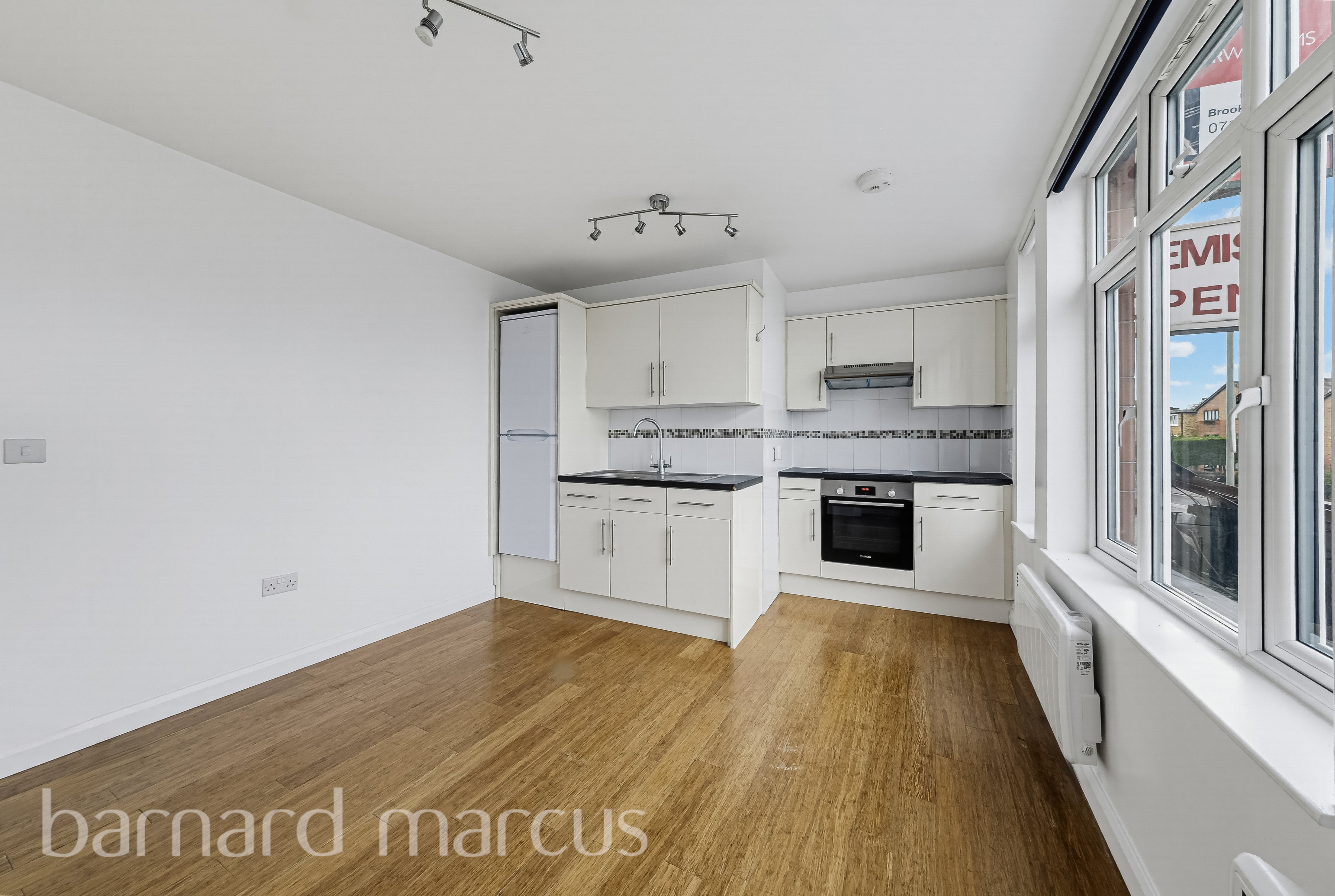 Flat Croydon Road in Greater London