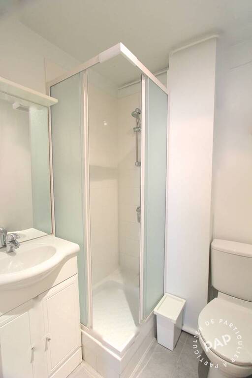 Flat Rue Boinod in Paris