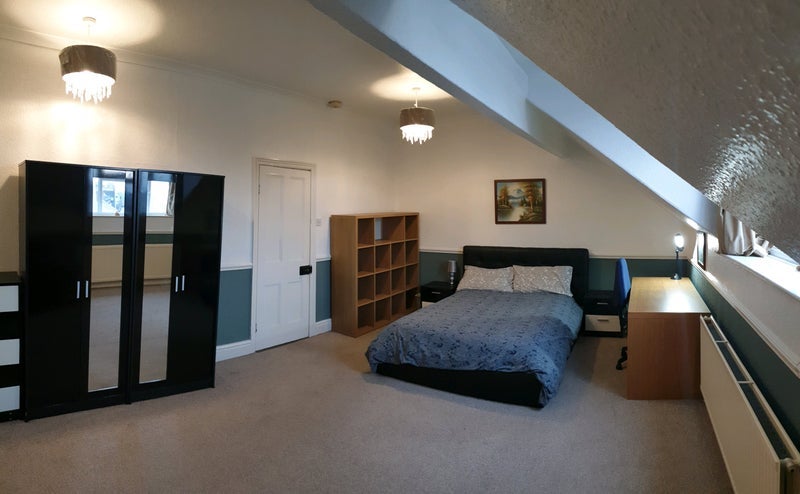 Room Manchester Road in Trafford