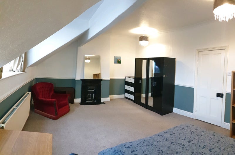 Room Manchester Road in Trafford