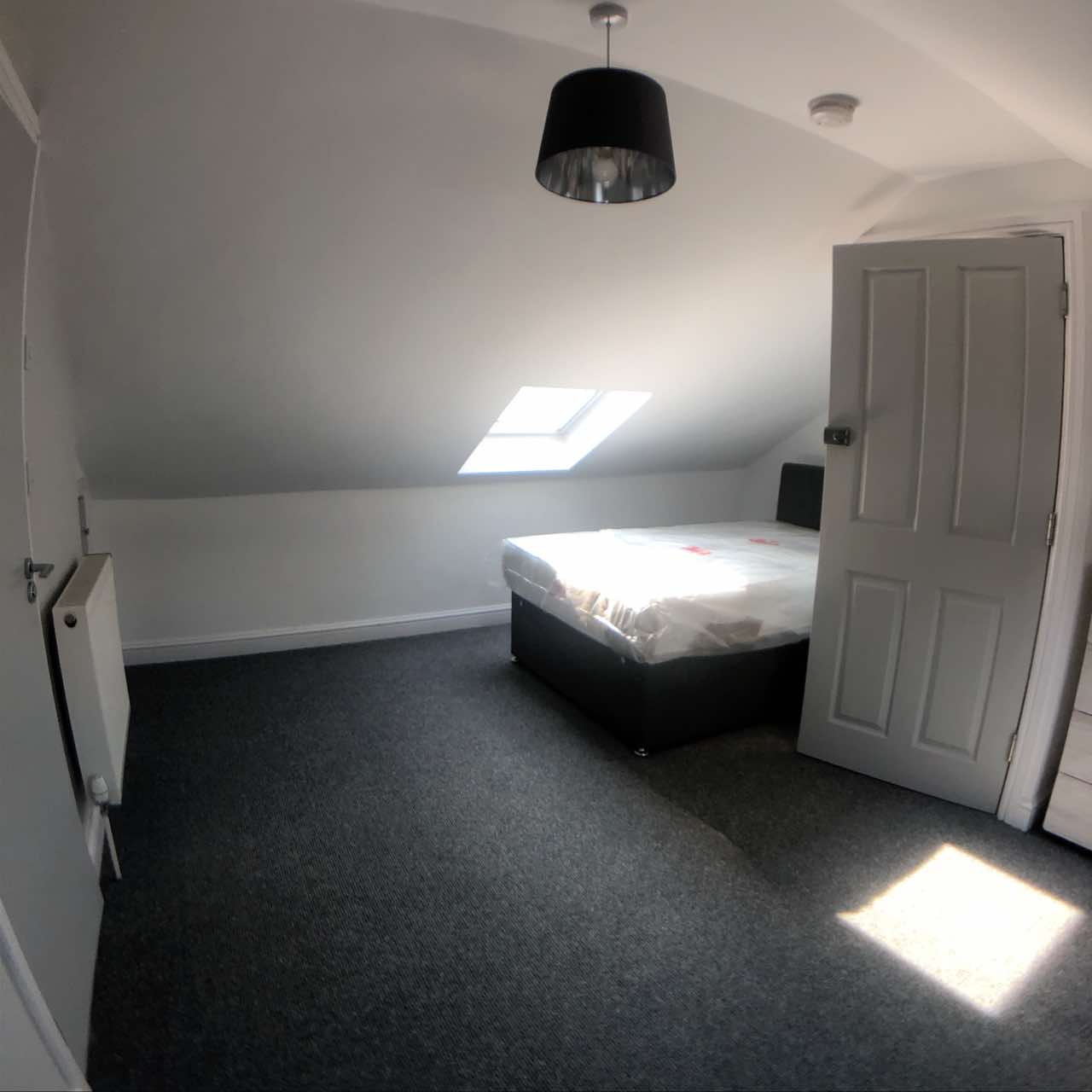 Flat Carlton Terrace in Plymouth