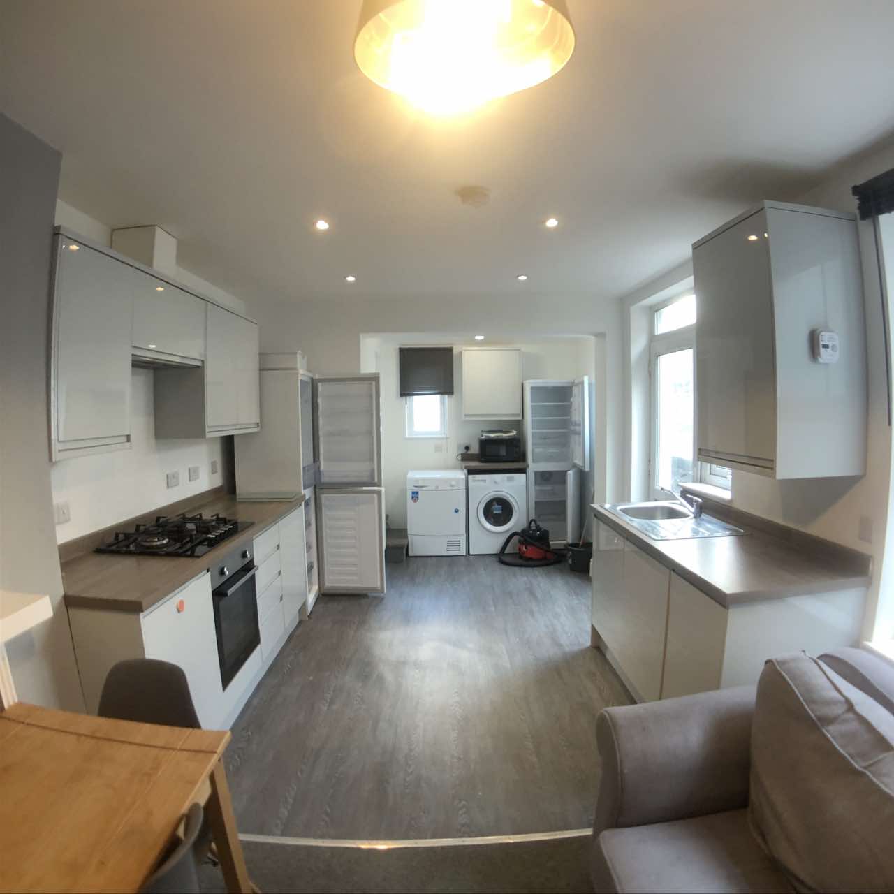 Flat Carlton Terrace in Plymouth