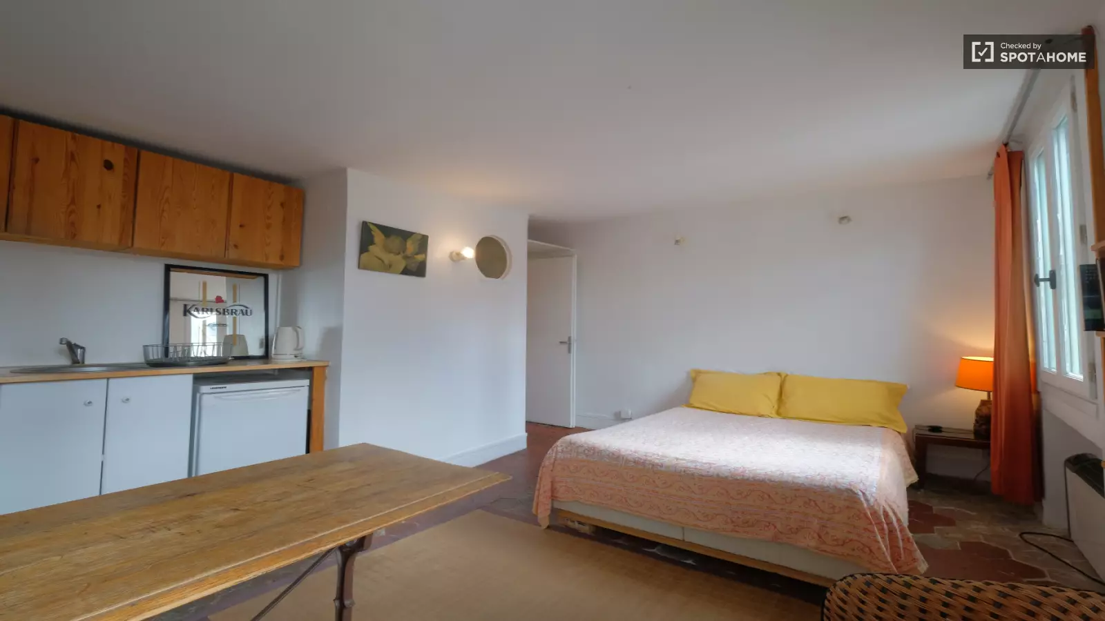Flat Rue d'Aboukir in Paris