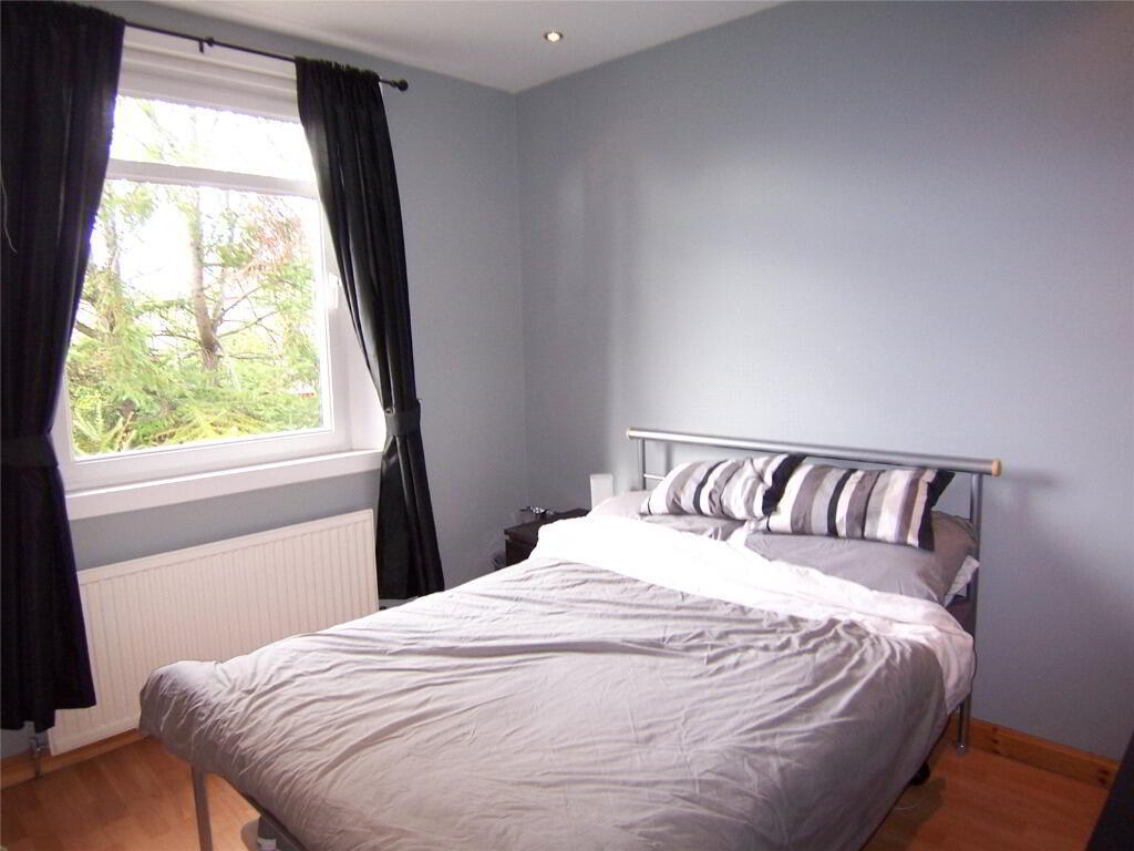Flat New Mart Road in City of Edinburgh