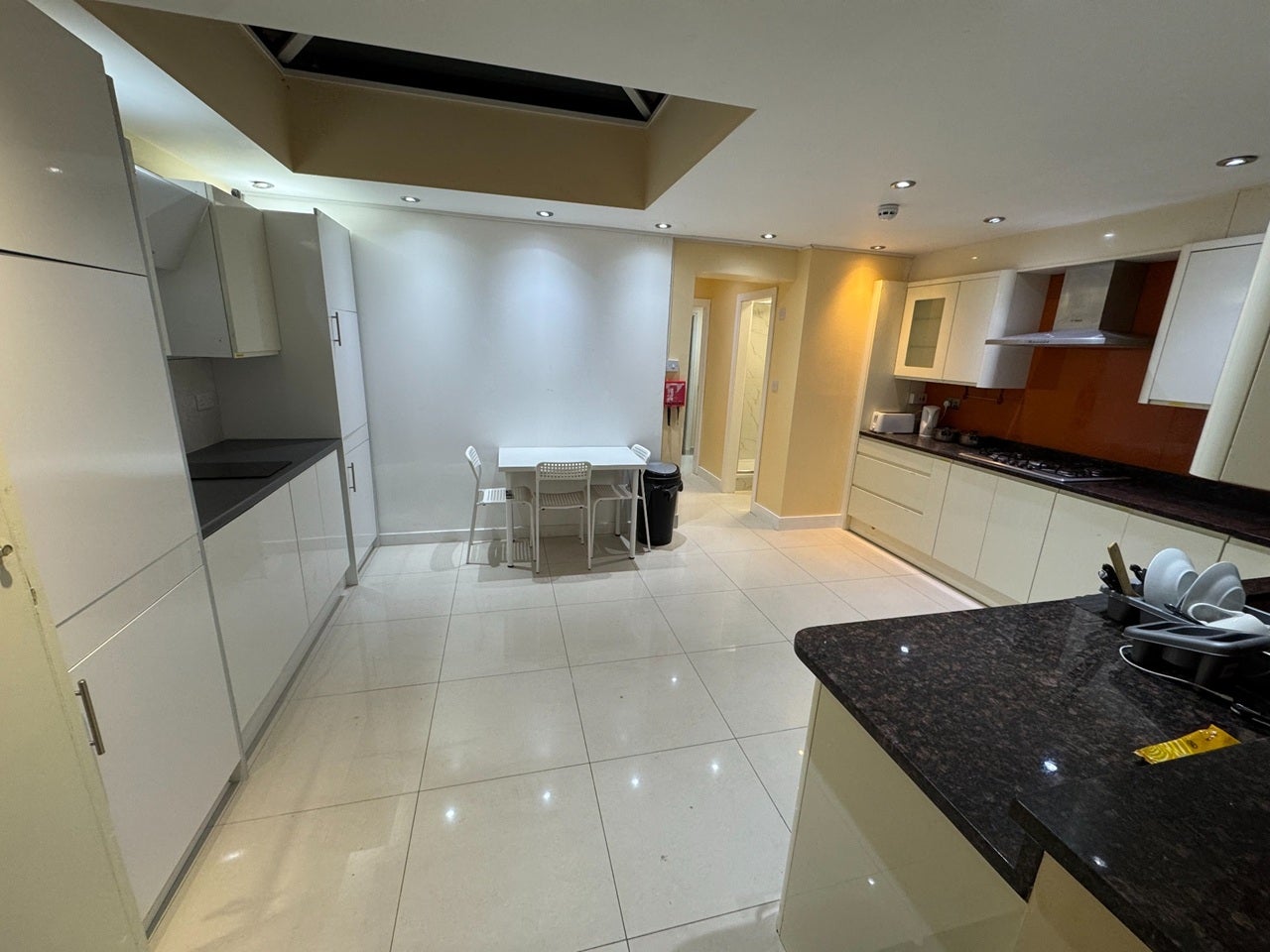 Room Stayton Road in Greater London