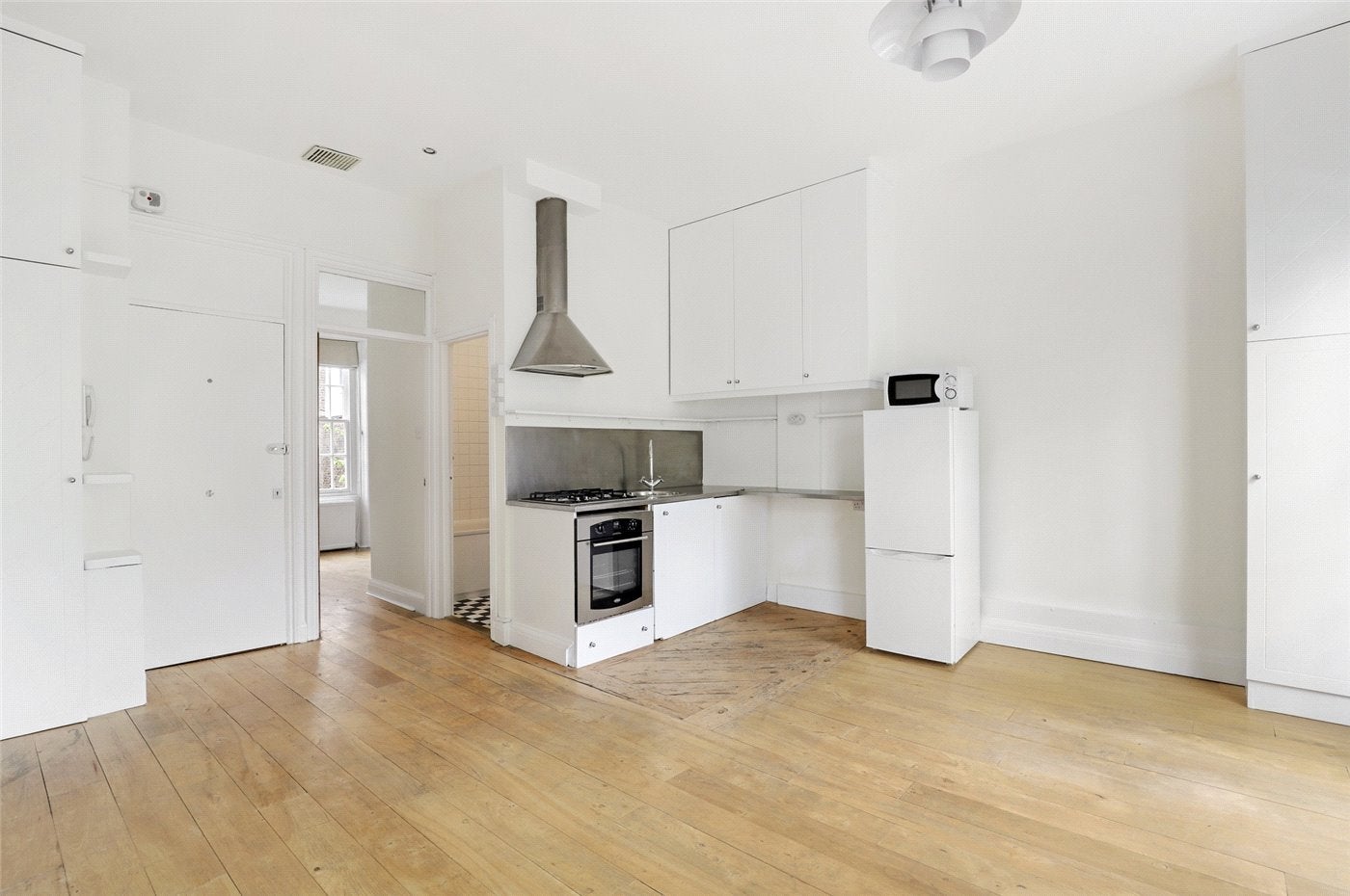 Flat Sutherland Place in City of Westminster