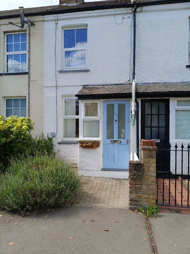 House Nascot Street in Watford
