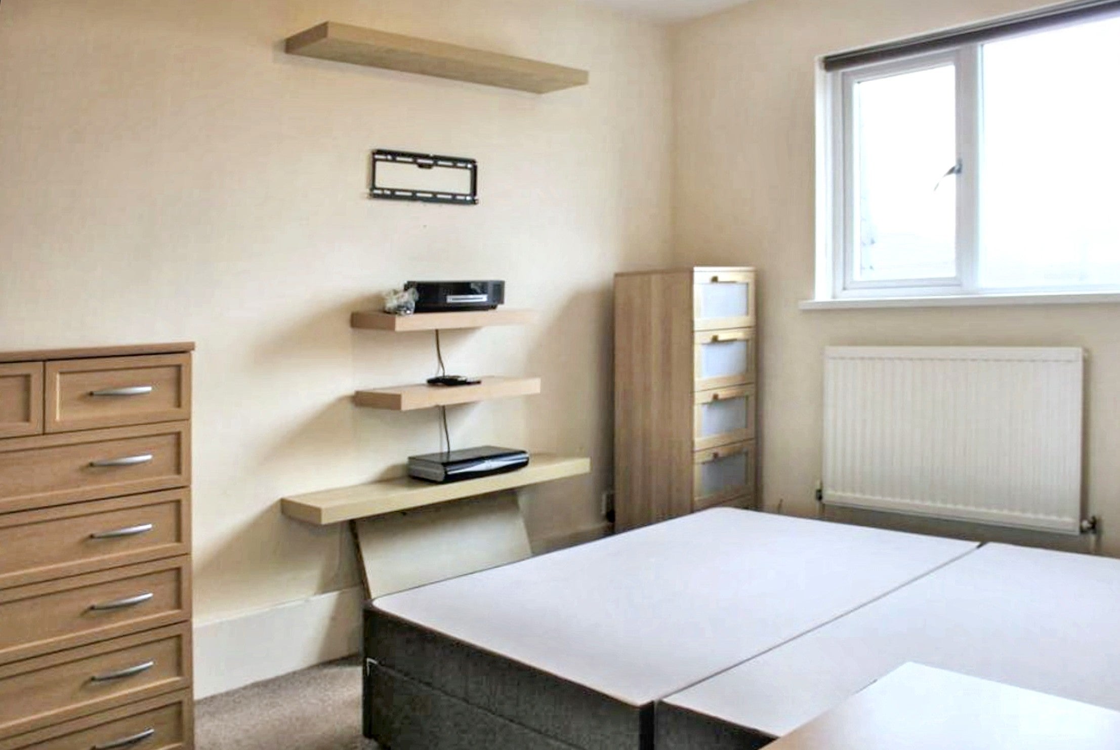 Flat Clive Road in Cardiff