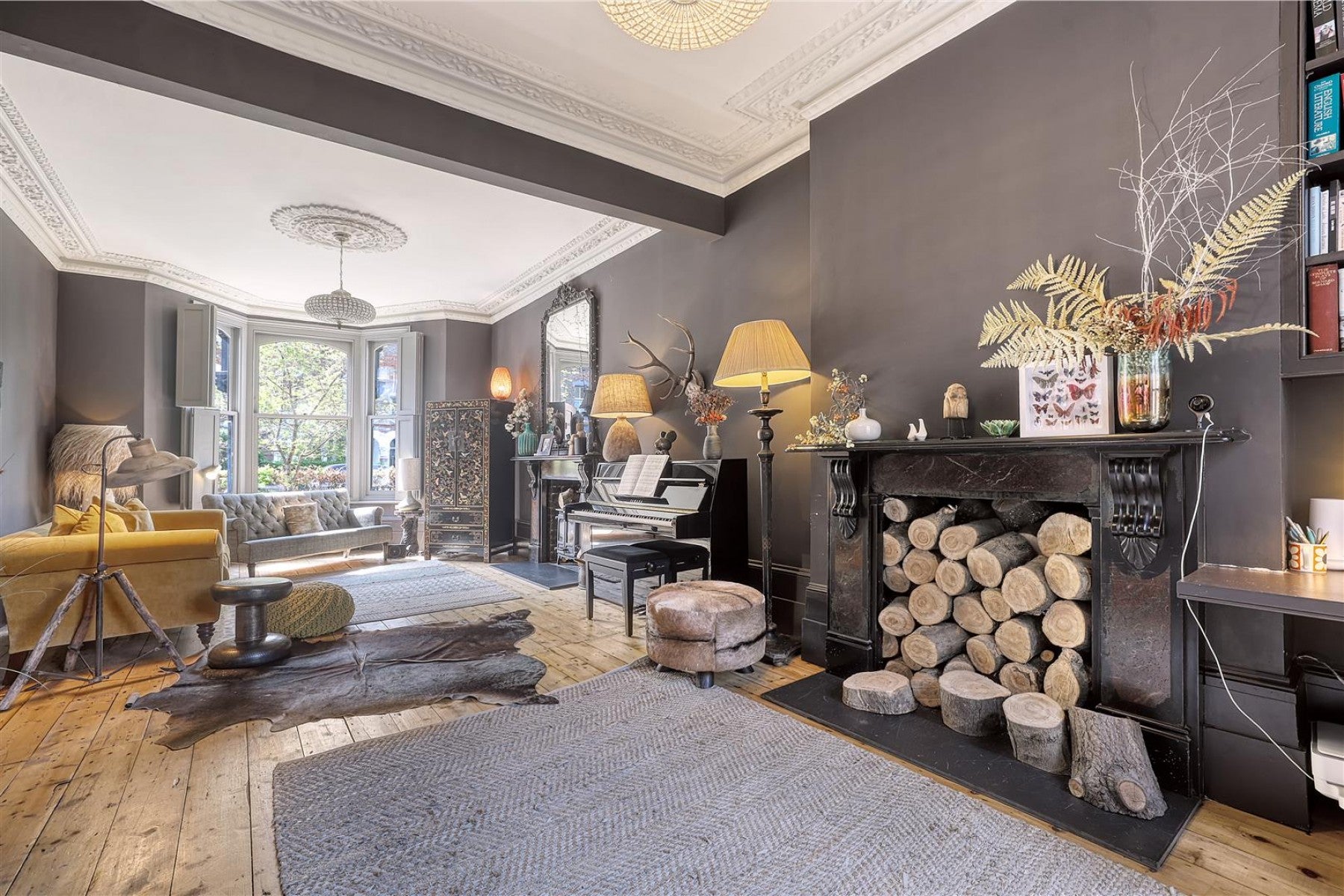 Flat Highbury Hill in Greater London